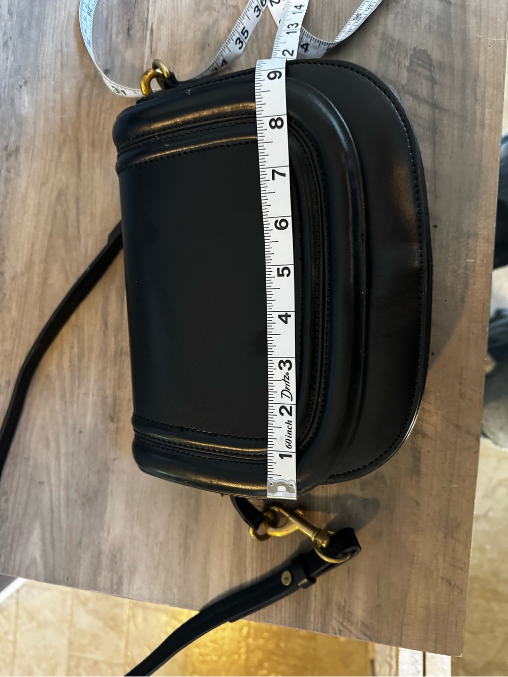 Zara Black Crossbody Bag with Gold Hardware - Picture 5 of 7